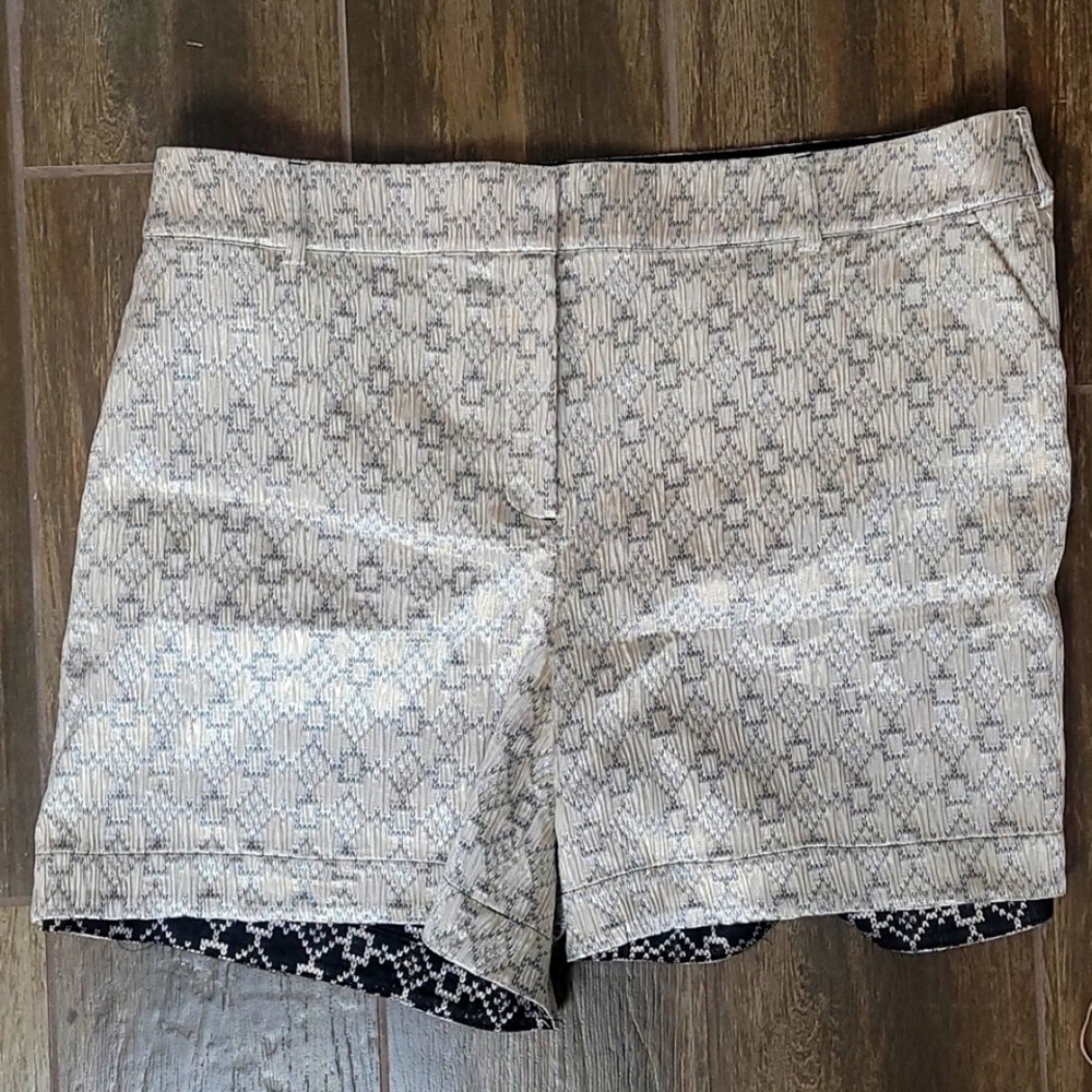 Lane Bryant Dress Shorts Gold Black Sz 28